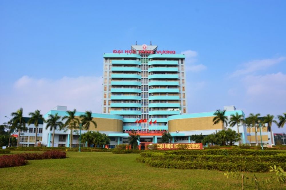 Khai mạc đợt khảo sát chính thức đánh giá ngoài chương trình đào tạo tại Trường Đại học Hùng Vương